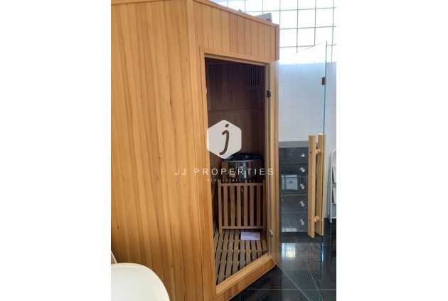 Tweedehands - duplex -
La Zenia - Costa Blanca