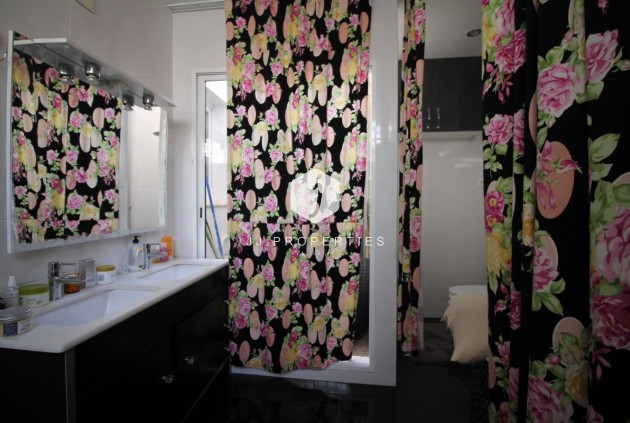 Tweedehands - duplex -
La Zenia - Costa Blanca