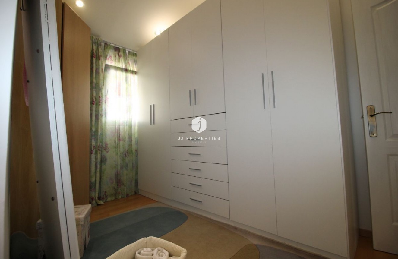 Tweedehands - duplex -
La Zenia - Costa Blanca