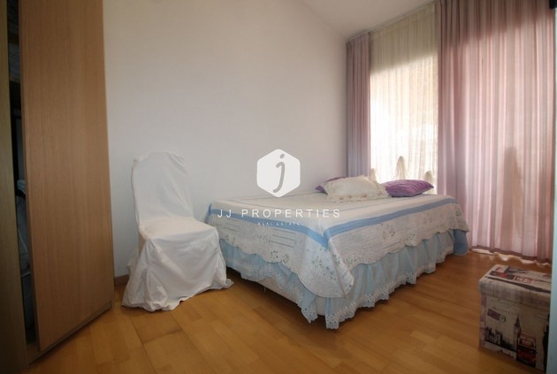 Tweedehands - duplex -
La Zenia - Costa Blanca