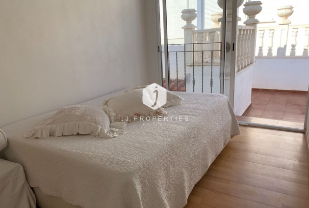 Tweedehands - duplex -
La Zenia - Costa Blanca