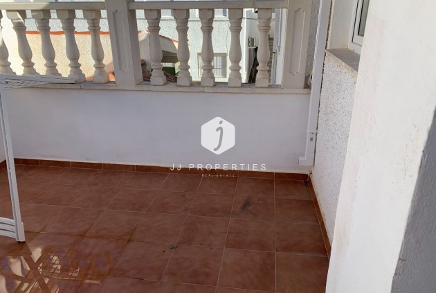 Tweedehands - duplex -
La Zenia - Costa Blanca