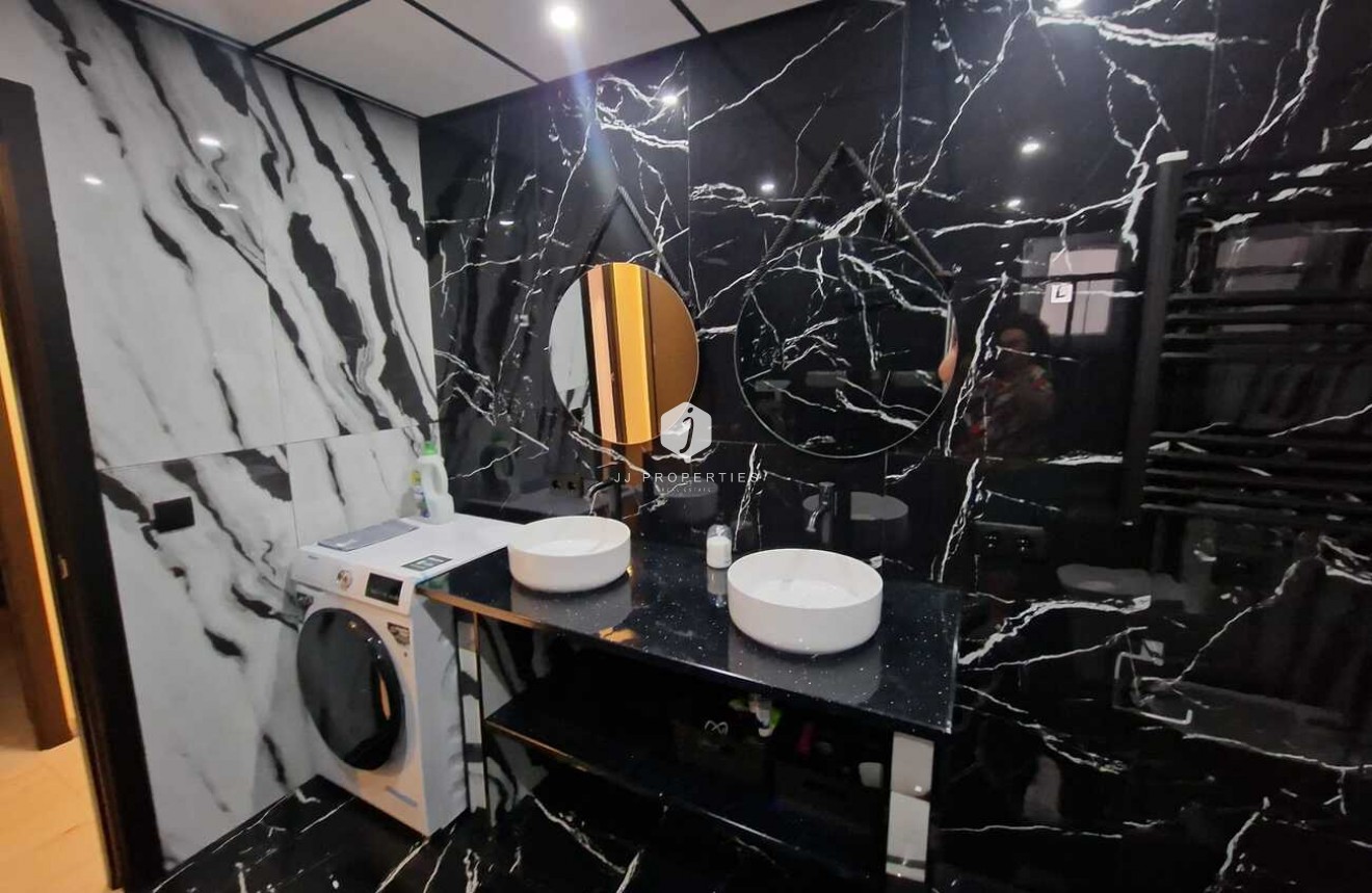 Tweedehands - Appartement / flat -
Torrevieja - Costa Blanca