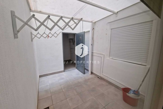 Tweedehands - Appartement / flat -
Torrevieja - Costa Blanca