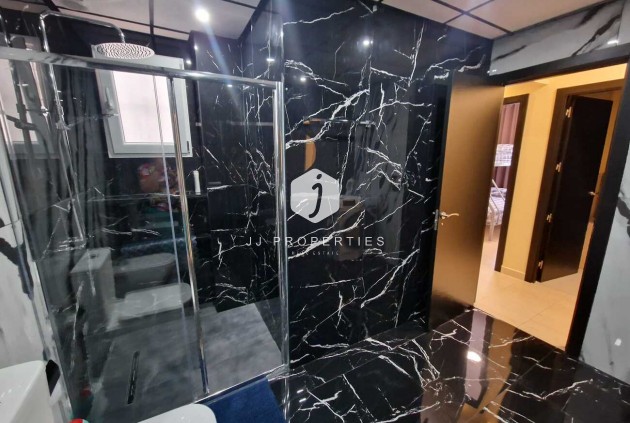 Tweedehands - Appartement / flat -
Torrevieja - Costa Blanca