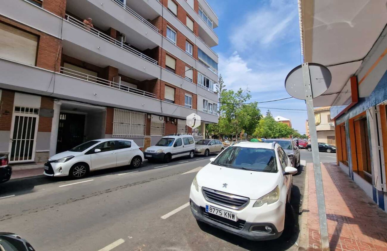 Tweedehands - Appartement / flat -
Torrevieja - Costa Blanca