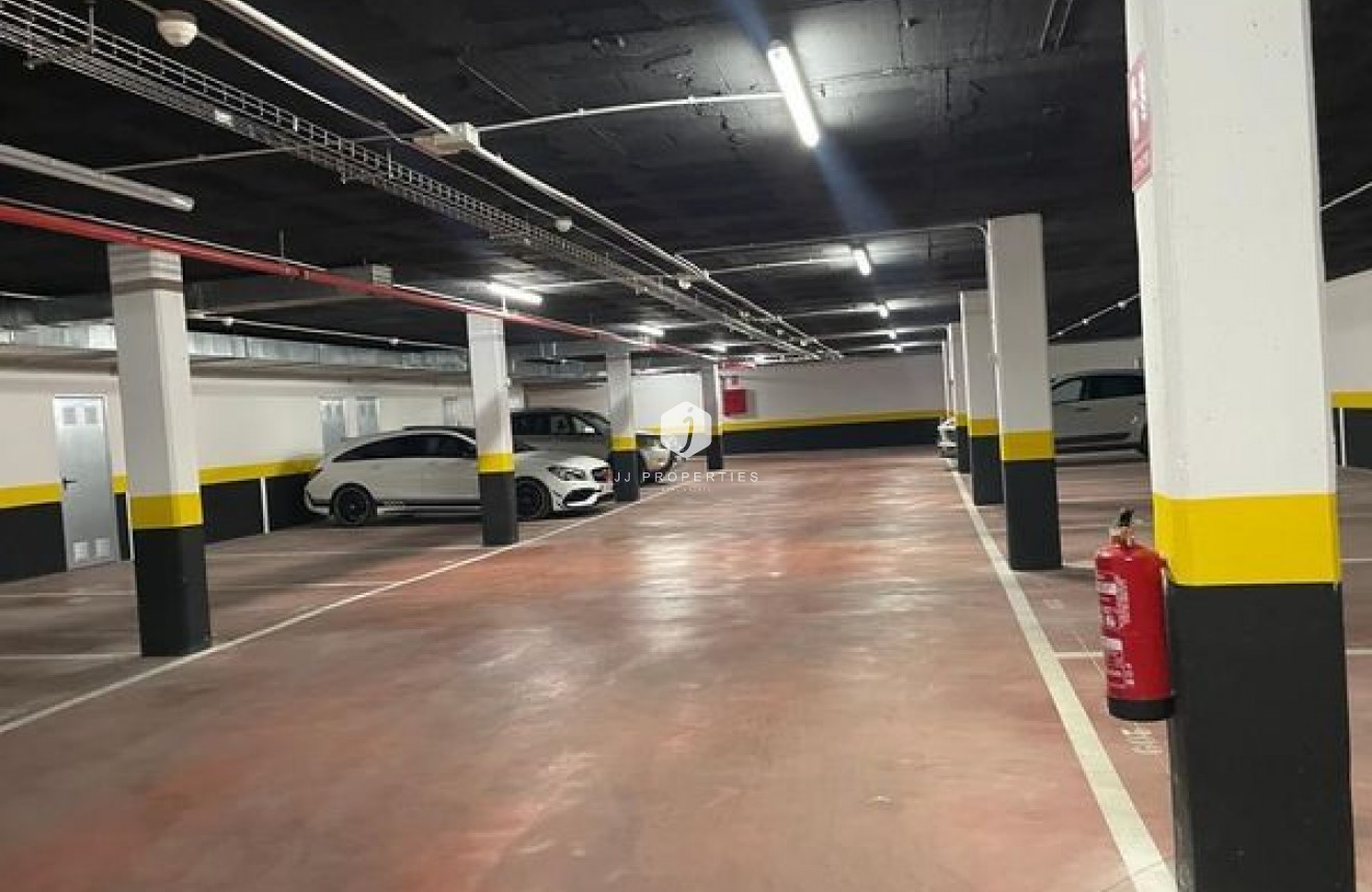 Tweedehands - Penthouse -
Punta Prima - Costa Blanca