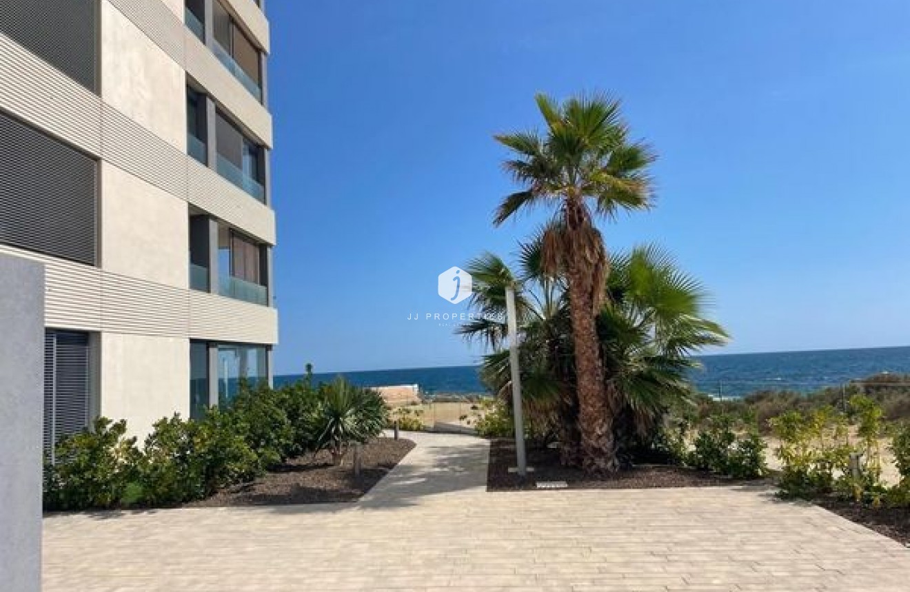 Tweedehands - Penthouse -
Punta Prima - Costa Blanca