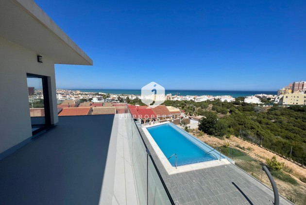 Tweedehands - Villa -
La Mata - Costa Blanca