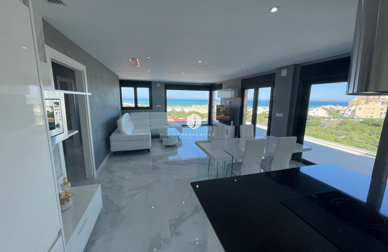 Tweedehands - Villa -
La Mata - Costa Blanca