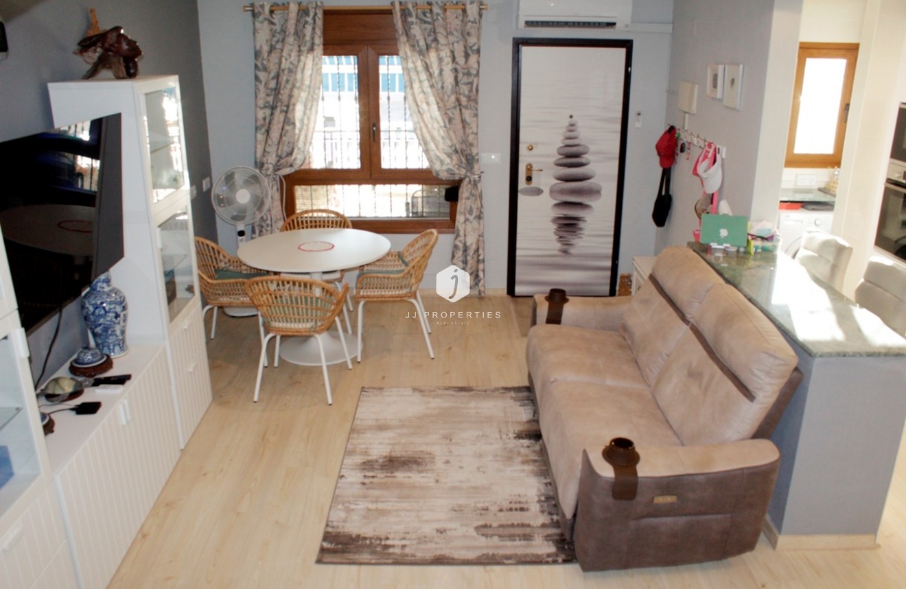 Tweedehands - Bungalow -
Orihuela Costa - Costa Blanca