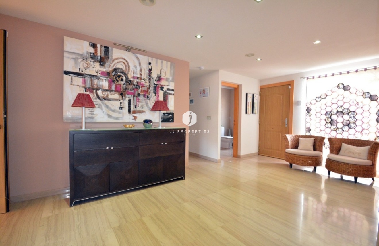 Tweedehands - Landelijk eigendom -
Almoradí - Inland