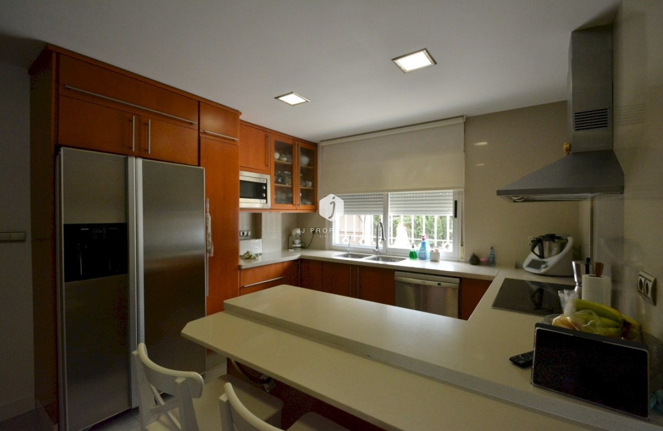 Tweedehands - Landelijk eigendom -
Almoradí - Inland