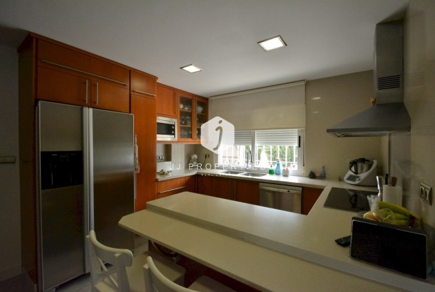 Tweedehands - Landelijk eigendom -
Almoradí - Inland