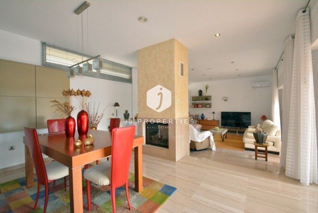 Tweedehands - Landelijk eigendom -
Almoradí - Inland