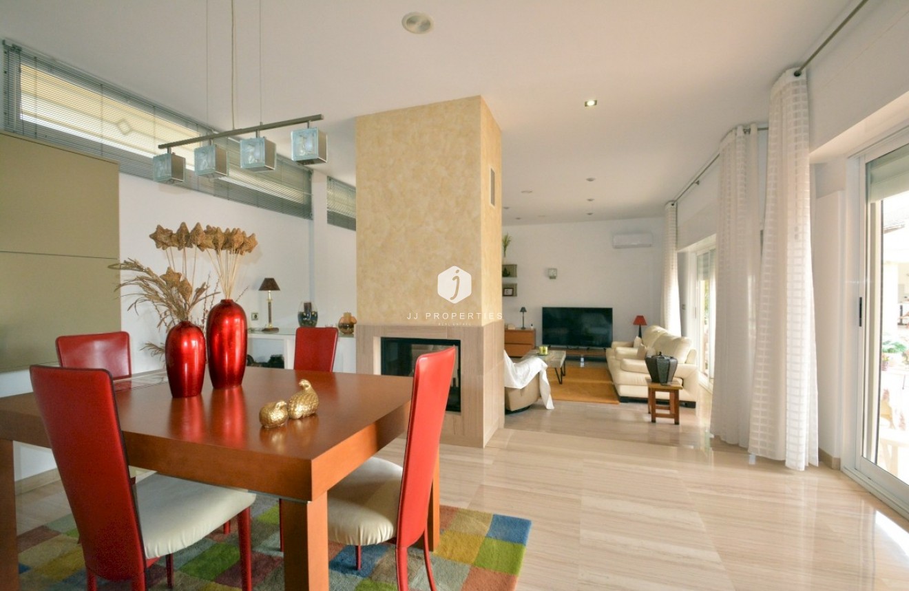 Tweedehands - Landelijk eigendom -
Almoradí - Inland