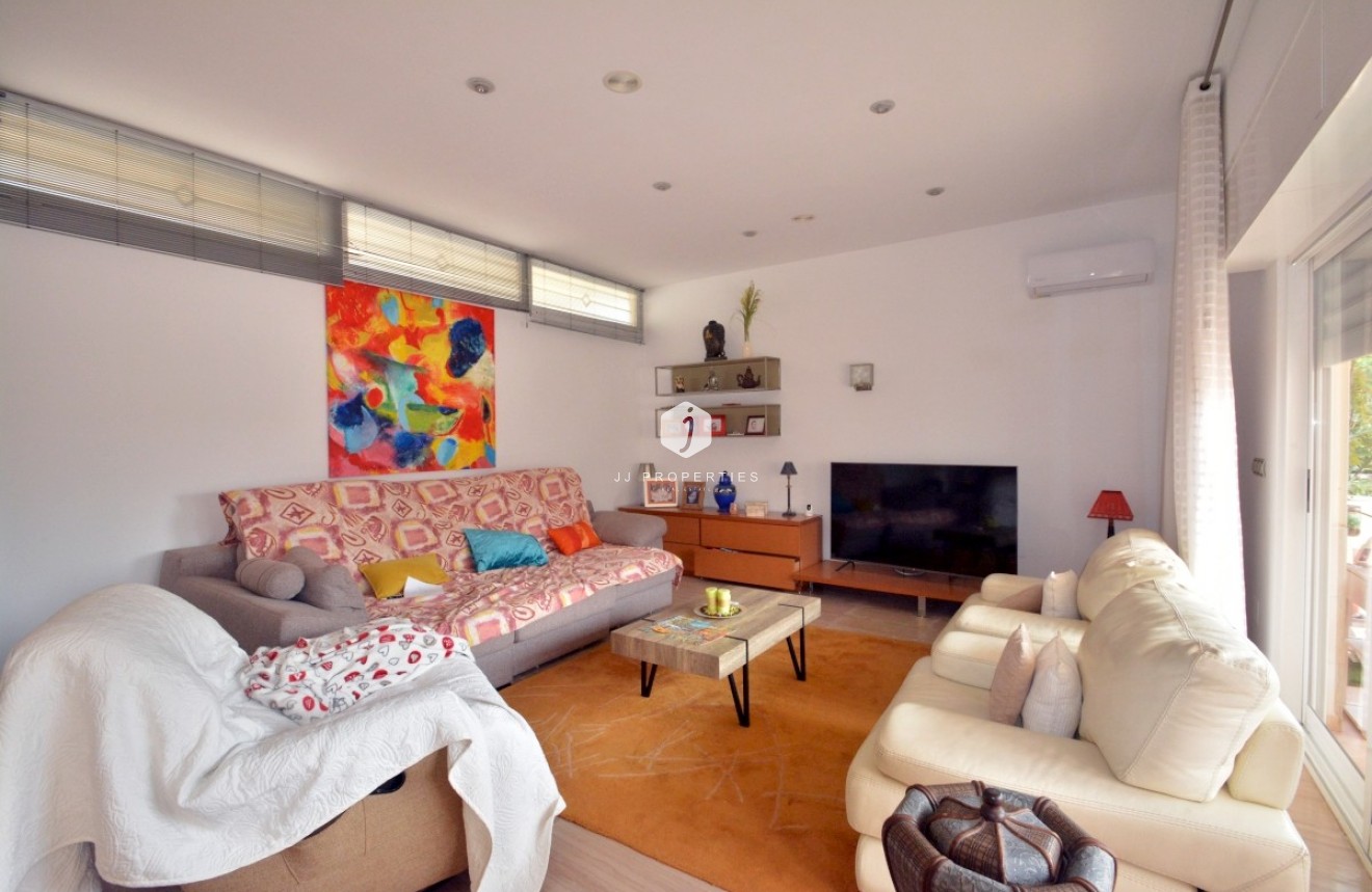 Tweedehands - Landelijk eigendom -
Almoradí - Inland