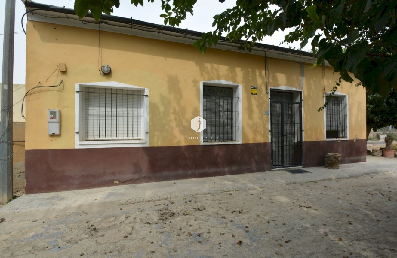 Tweedehands - Landelijk eigendom -
Almoradí - Inland