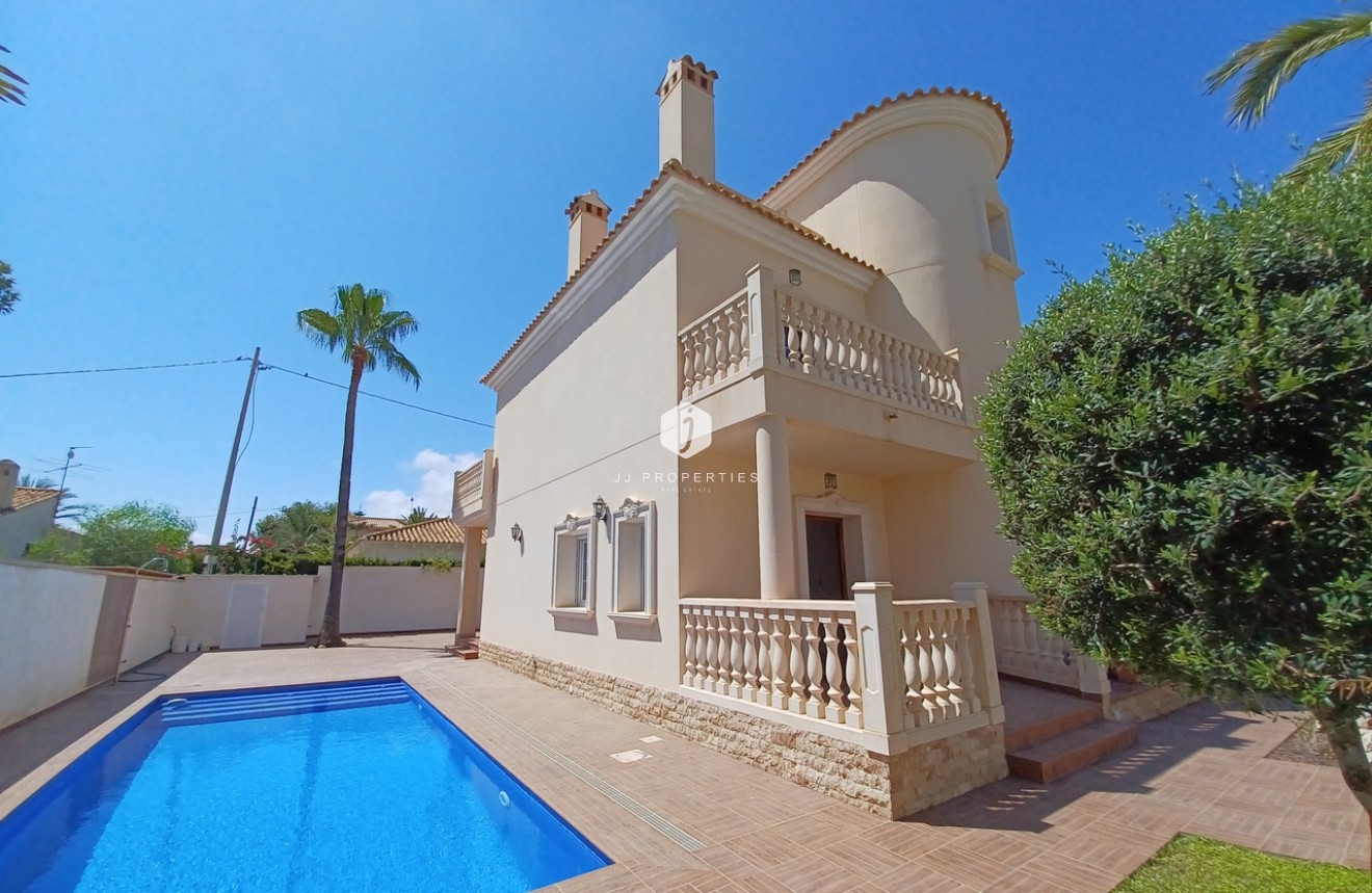 Tweedehands - Villa -
Cabo Roig - Costa Blanca