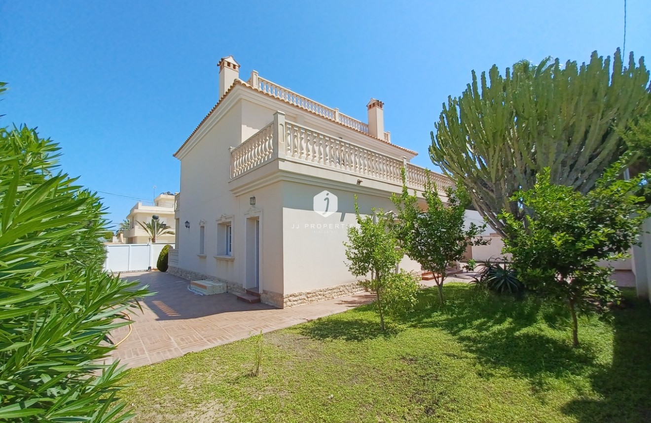 Tweedehands - Villa -
Cabo Roig - Costa Blanca