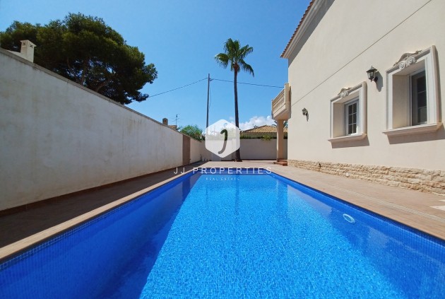 Tweedehands - Villa -
Cabo Roig - Costa Blanca