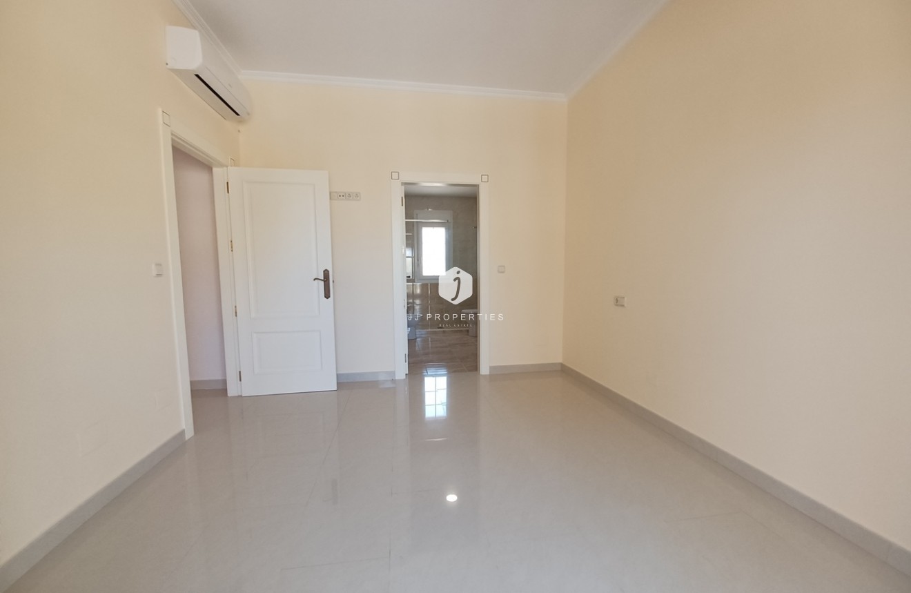 Tweedehands - Villa -
Cabo Roig - Costa Blanca