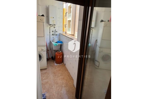 Aus zweiter Hand - Wohnung -
Torrevieja - Las Piscinas Naturales