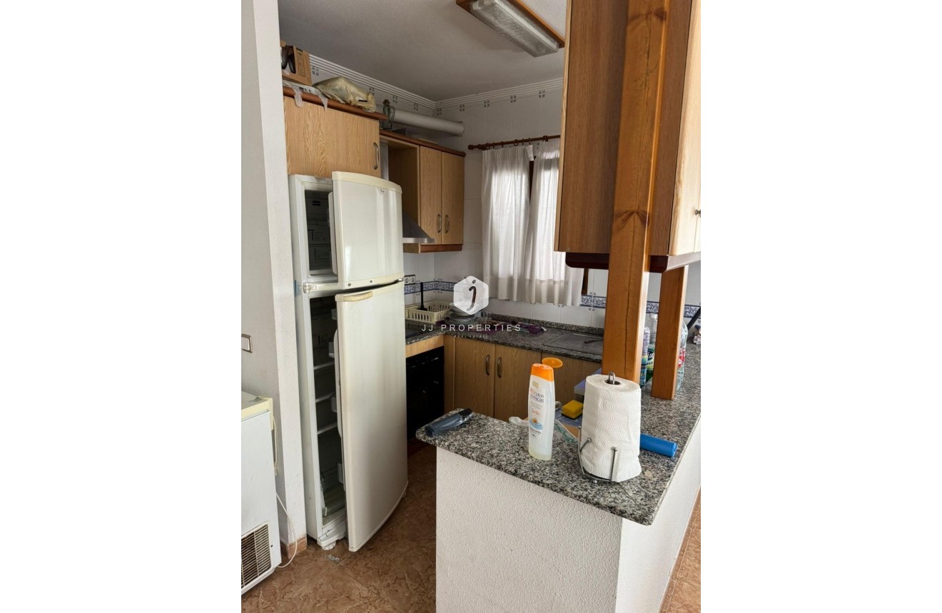 Aus zweiter Hand - Wohnung -
Torrevieja - Las Piscinas Naturales