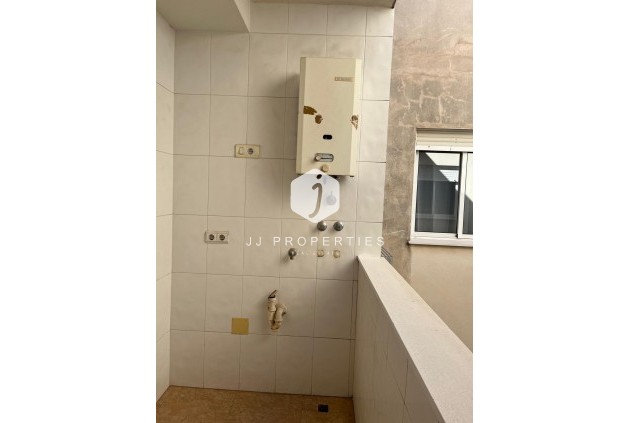 Segunda mano - Apartamento / piso -
Almoradí