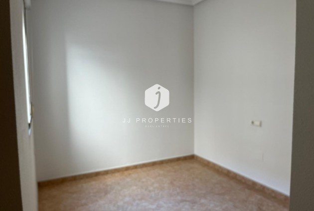 Segunda mano - Apartamento / piso -
Almoradí