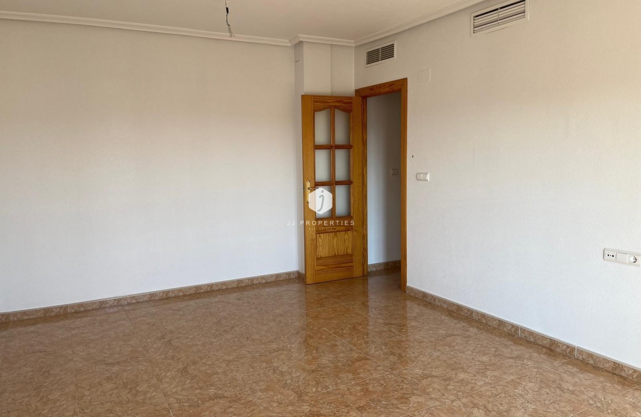 Segunda mano - Apartamento / piso -
Almoradí