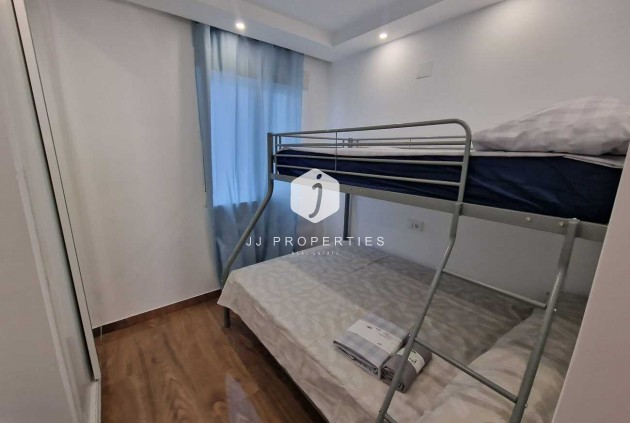 Tweedehands - Appartement / flat -
Torrevieja - Costa Blanca