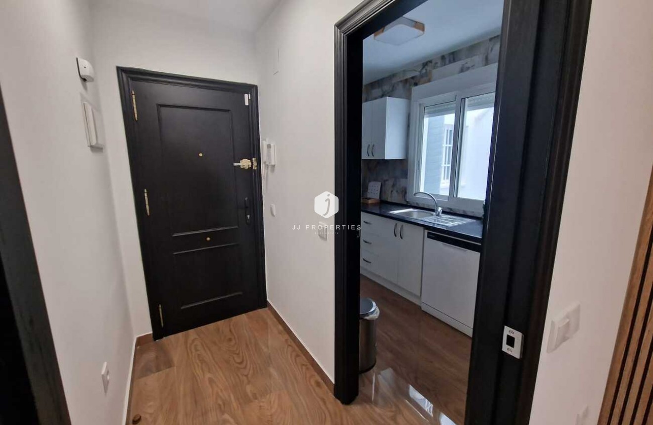 Tweedehands - Appartement / flat -
Torrevieja - Costa Blanca