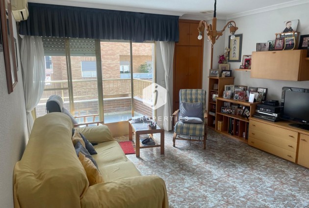 Tweedehands - Appartement / flat -
Torrevieja - Centro