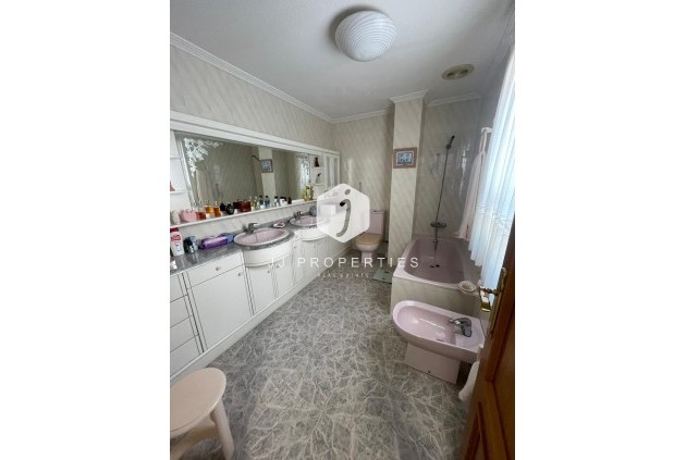 Tweedehands - Appartement / flat -
Torrevieja - Centro