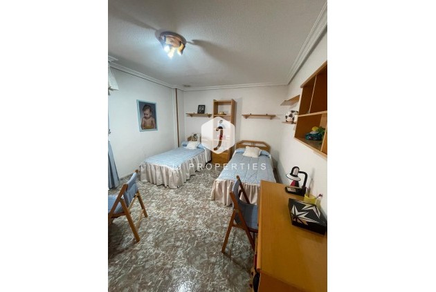 Tweedehands - Appartement / flat -
Torrevieja - Centro
