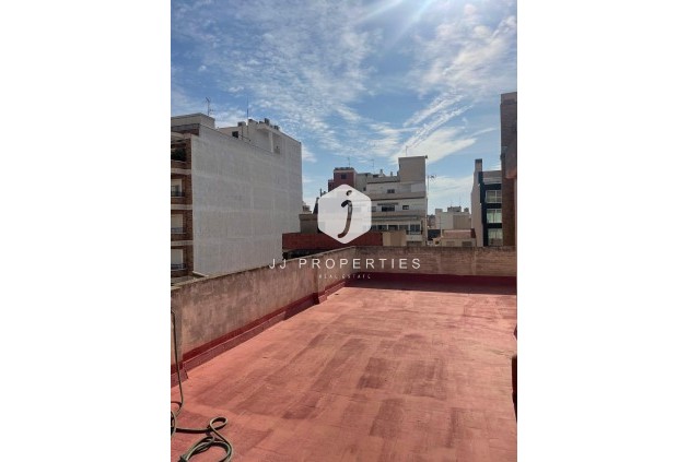 Tweedehands - Appartement / flat -
Torrevieja - Centro