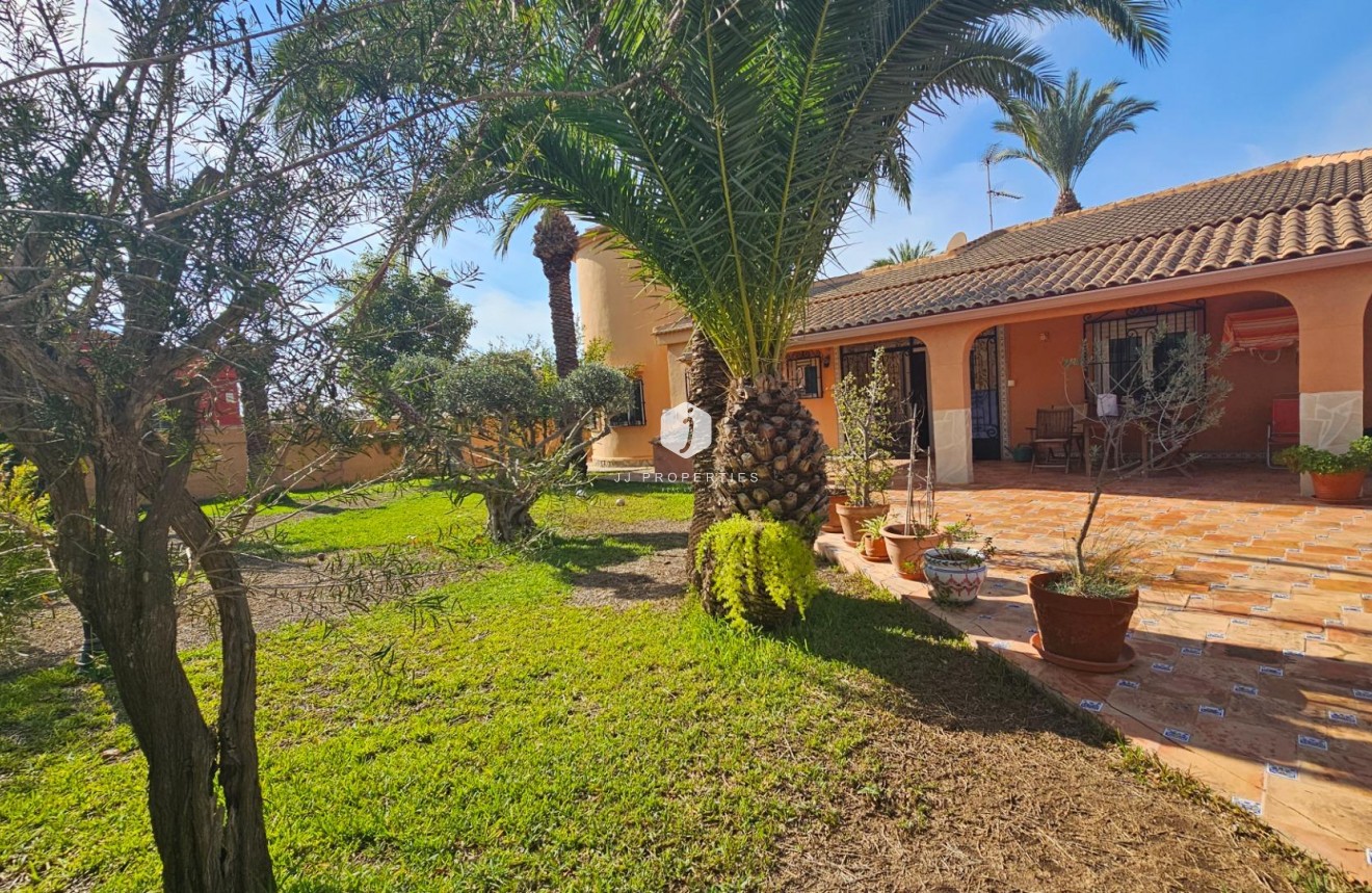 Tweedehands - Villa -
Torrevieja - San luis