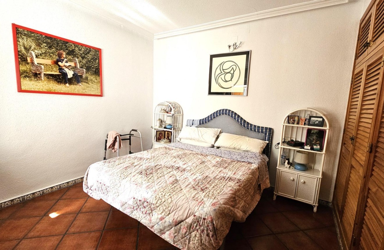 Tweedehands - Villa -
Torrevieja - San luis