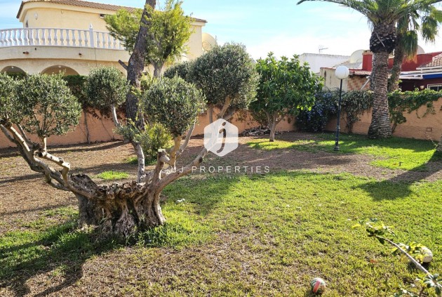 Tweedehands - Villa -
Torrevieja - San luis