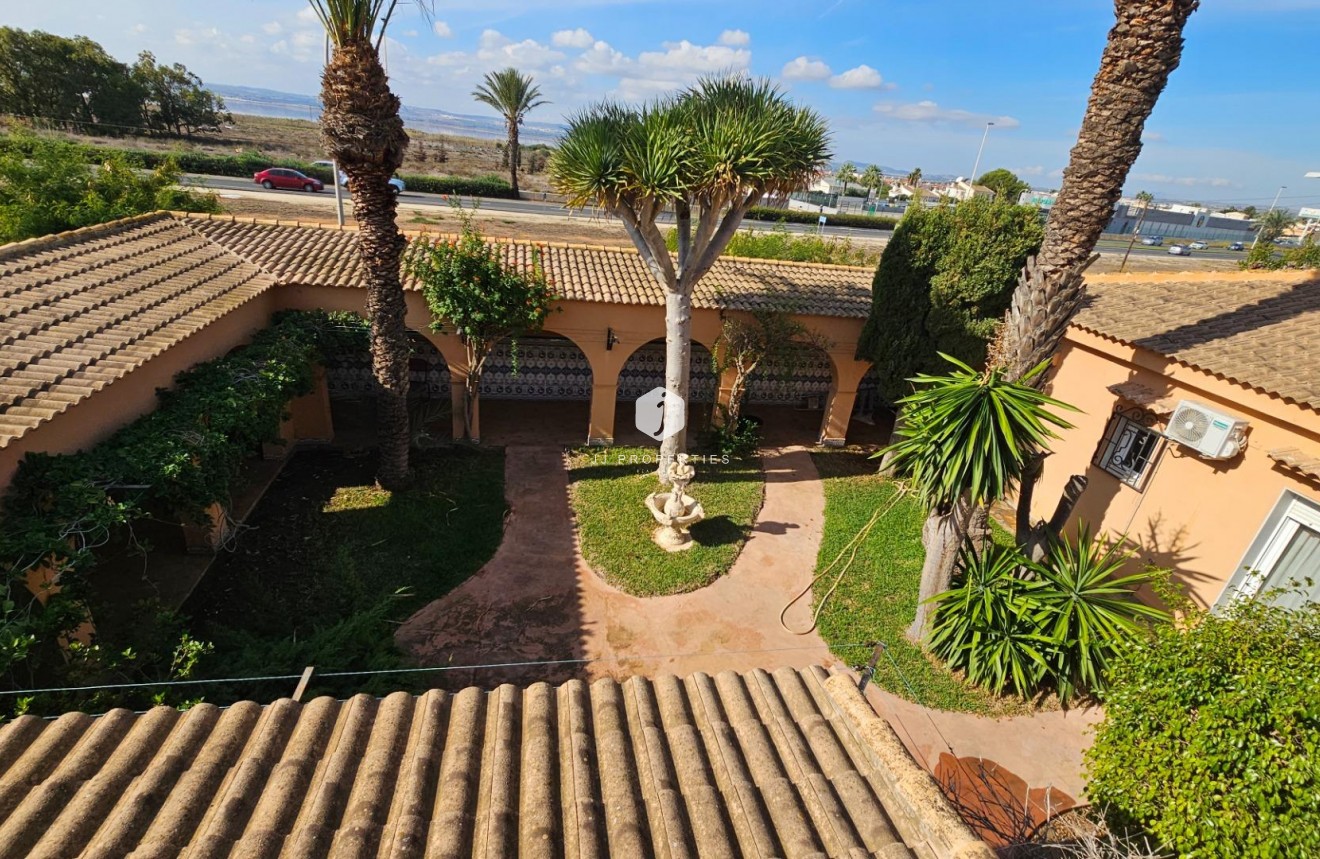 Tweedehands - Villa -
Torrevieja - San luis