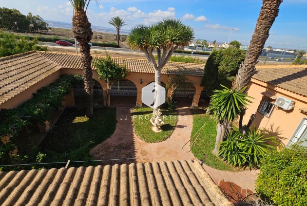 Tweedehands - Villa -
Torrevieja - San luis