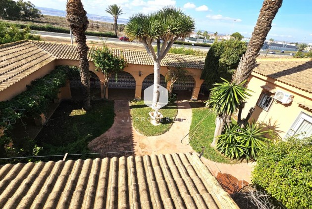 Tweedehands - Villa -
Torrevieja - San luis