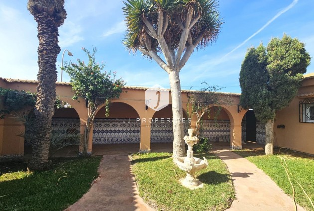 Tweedehands - Villa -
Torrevieja - San luis