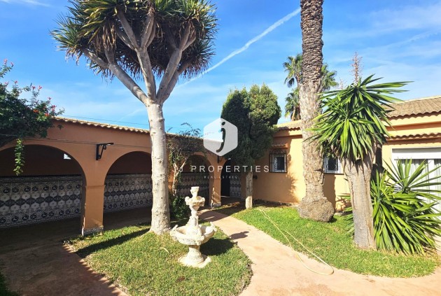 Tweedehands - Villa -
Torrevieja - San luis