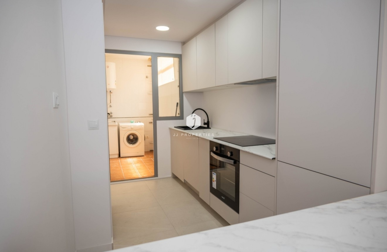 Tweedehands - Appartement / flat -
Torrevieja - Costa Blanca