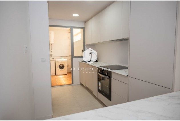 Tweedehands - Appartement / flat -
Torrevieja - Costa Blanca