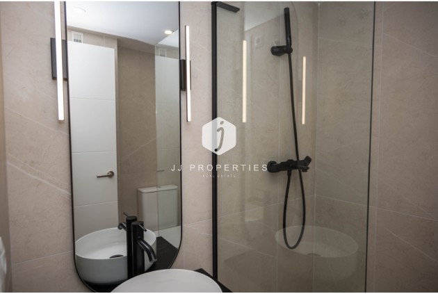 Tweedehands - Appartement / flat -
Torrevieja - Costa Blanca