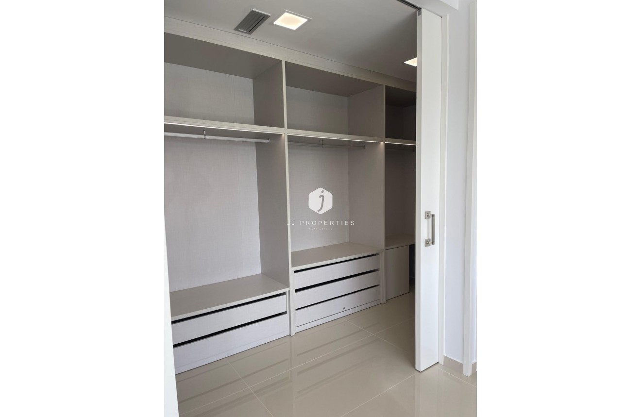 Tweedehands - Villa -
San Miguel de Salinas - Altos De San Miguel