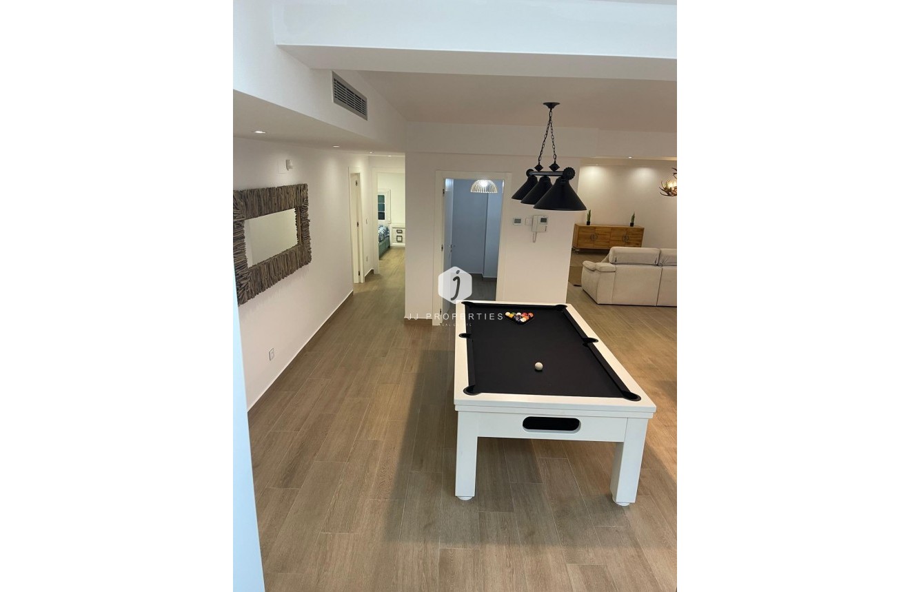 Tweedehands - Villa -
San Miguel de Salinas - Altos De San Miguel